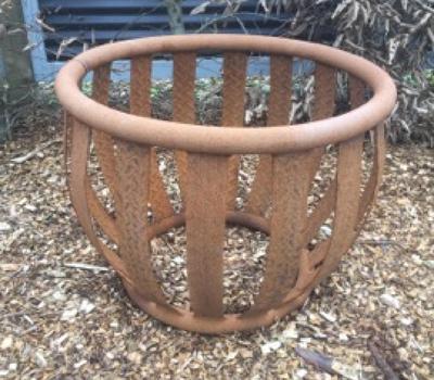 image of Rustic metal planter (Small)